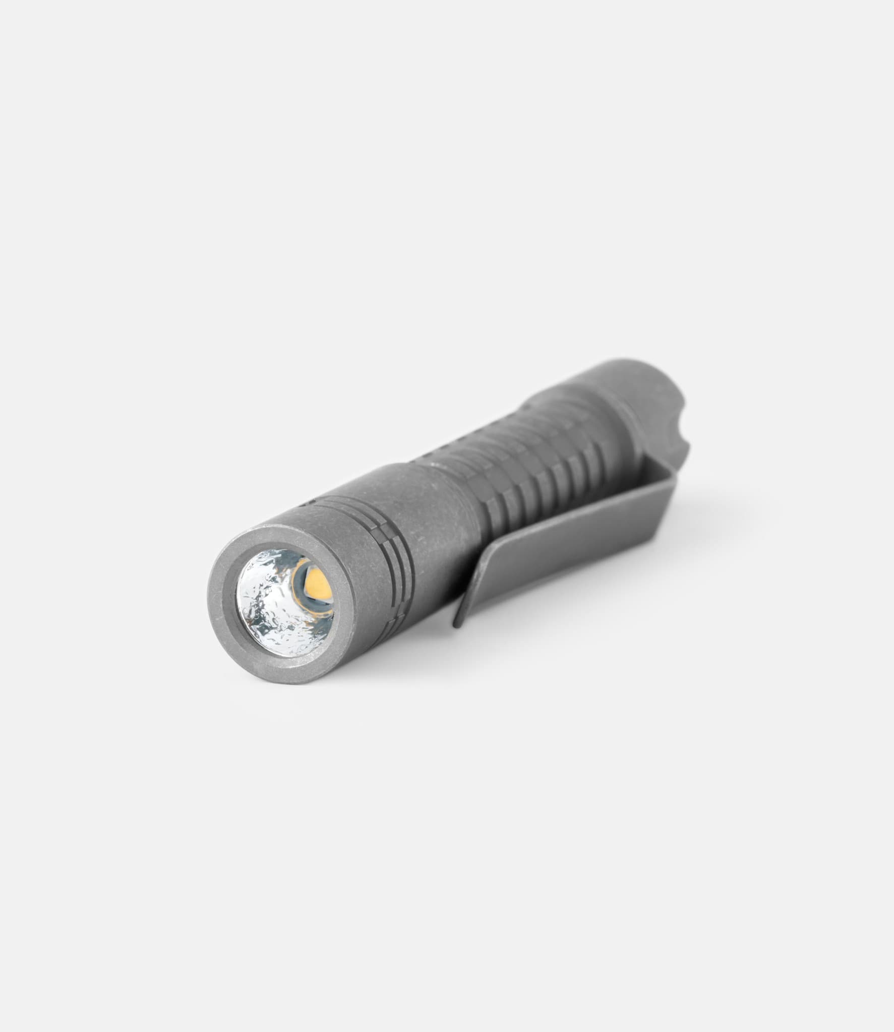 Rey Light Pinapple Mini Titanium Stonewashed — фонарик из титана