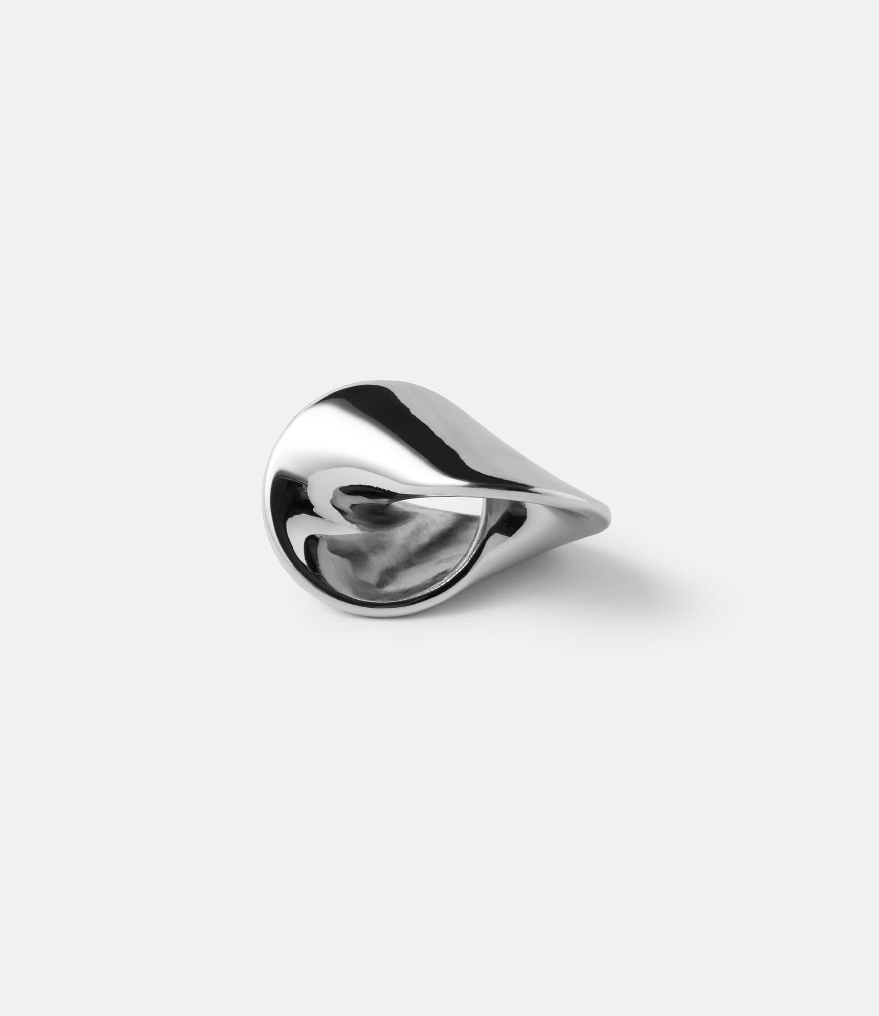 Matter Collection Anti Oloid Steel — геометрический объект