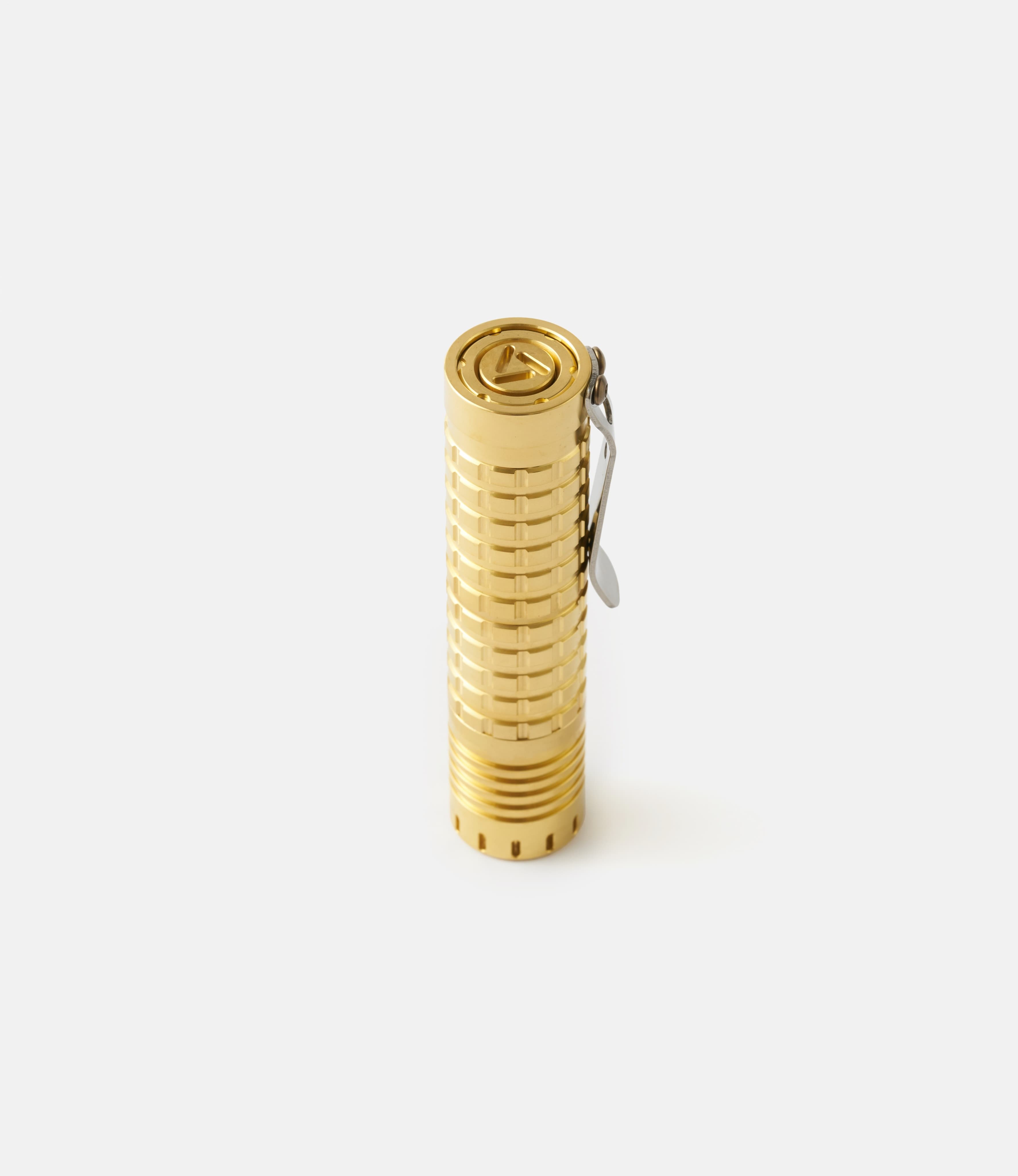 Dawn Hex 18650 Brass XPL — фонарик из латуни