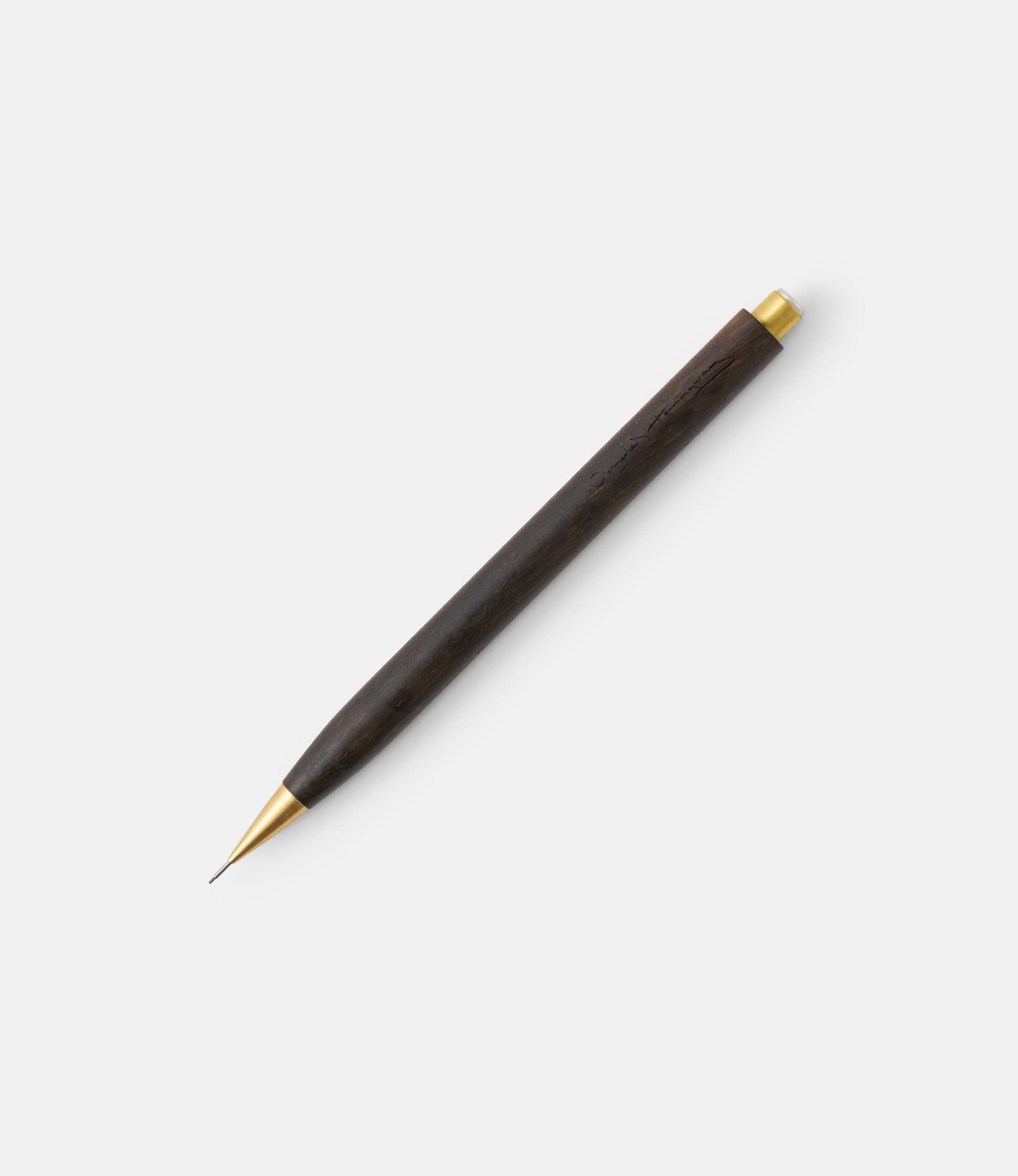 Nicholas Hemingway 5100 Year Old Bog Oak Pencil — карандаш из морёного дуба