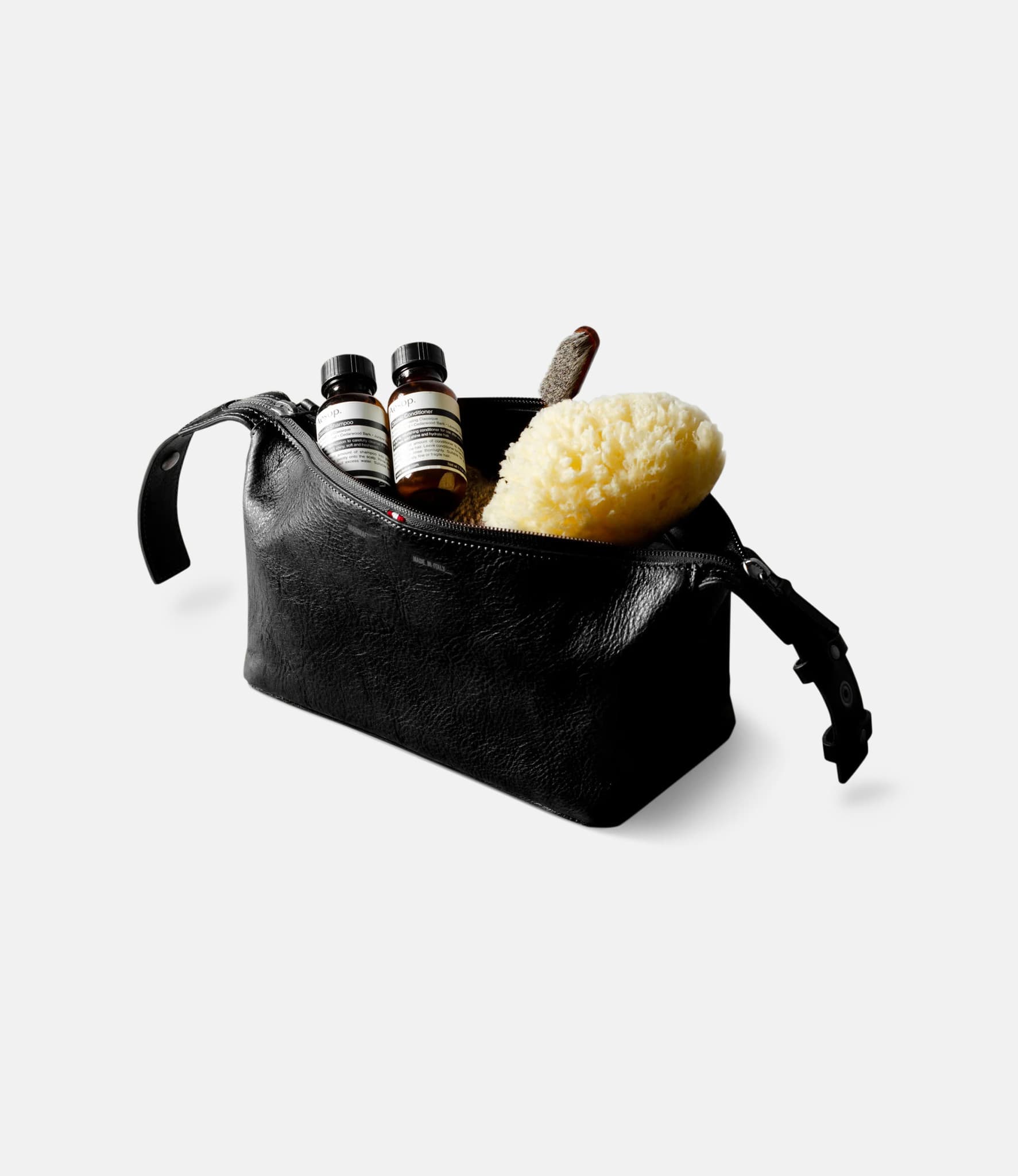 Hard Graft Belted Coal — несессер из кожи
